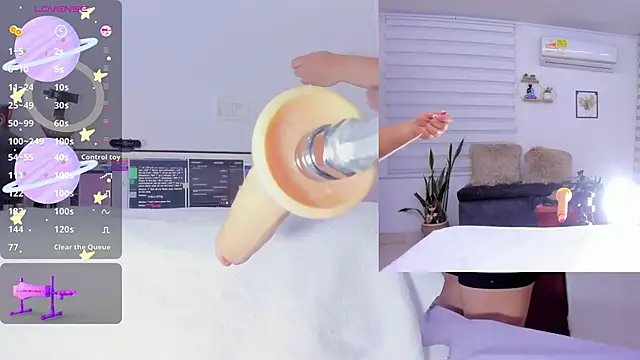 Snapshot of sofi_velez chatting on March 2, 2025, 1:26 am sofi velez online show from March 2, 2025, 1:26 am