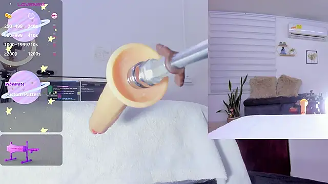 Snapshot of sofi_velez chatting on March 13, 2025, 1:21 am sofi velez online show from March 13, 2025, 1:21 am