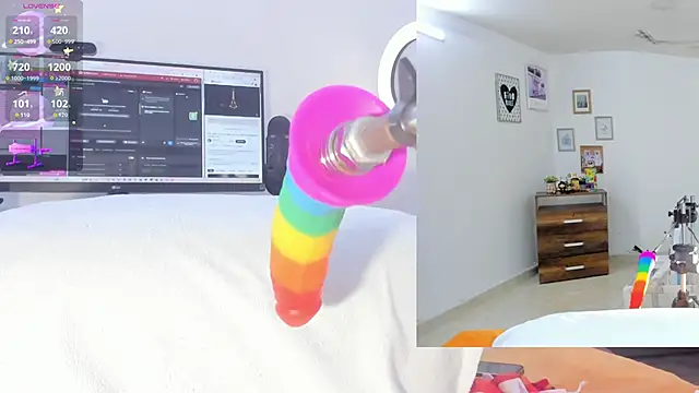 Snapshot of sofi_velez chatting on October 3, 2025, 5:21 pm sofi velez online show from October 3, 2025, 5:21 pm