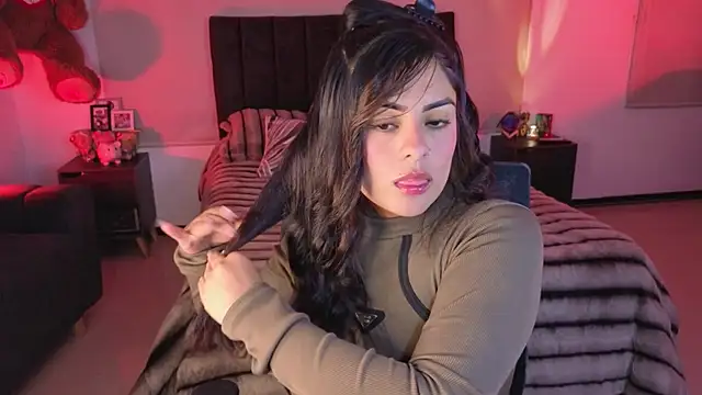 Catalinaa martinez online show from June 7, 2026, 2:16 am