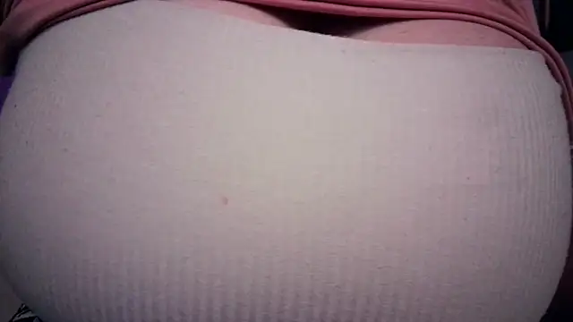 AnnyelinnaLove online show from January 6, 2026, 12:36 am