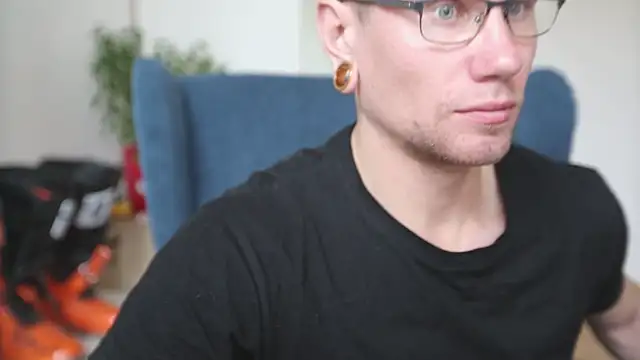 kevin-park online show from October 15, 2025, 8:36 am