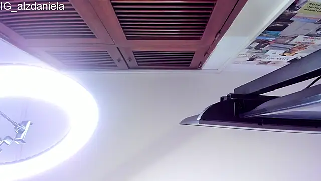 Snapshot of Kaitlyn_Brwon chatting on September 20, 2025, 6:25 am Kaitlyn Brwon online show from September 20, 2025, 6:25 am