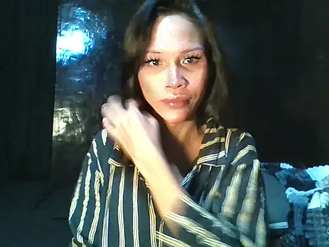 Snapshot of Sassy_Erika chatting on March 24, 2026, 6:13 pm Sassy Erika online show from March 24, 2026, 6:13 pm