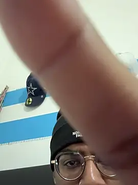 Snapshot of samuchoco21 chatting on January 2, 2025, 11:41 am samuchoco21 online show from January 2, 2025, 11:41 am