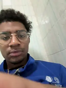 Snapshot of samuchoco21 chatting on February 27, 2025, 11:41 am samuchoco21 online show from February 27, 2025, 11:41 am