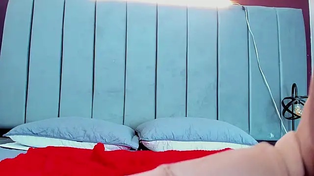 moxa hot online show from December 26, 2024, 5:08 pm