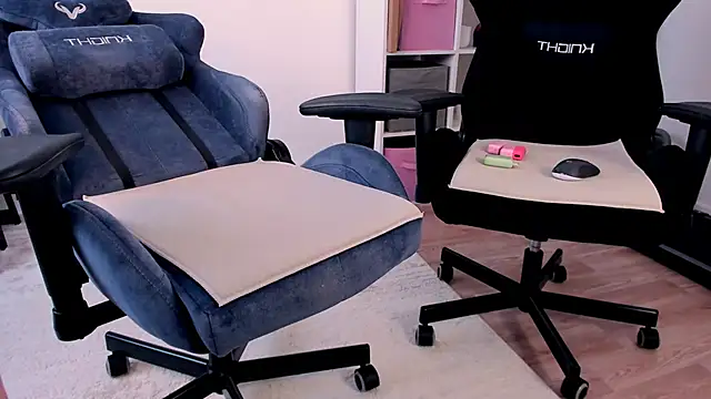 Snapshot of hotblonds chatting on February 2, 2026, 12:15 pm hotblonds online show from February 2, 2026, 12:15 pm