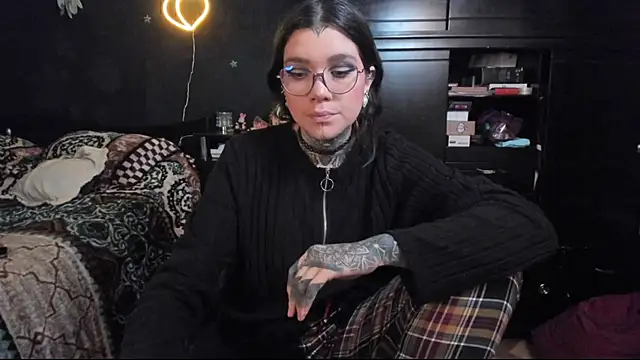 Lilmarieee online show from March 14, 2025, 10:38 pm
