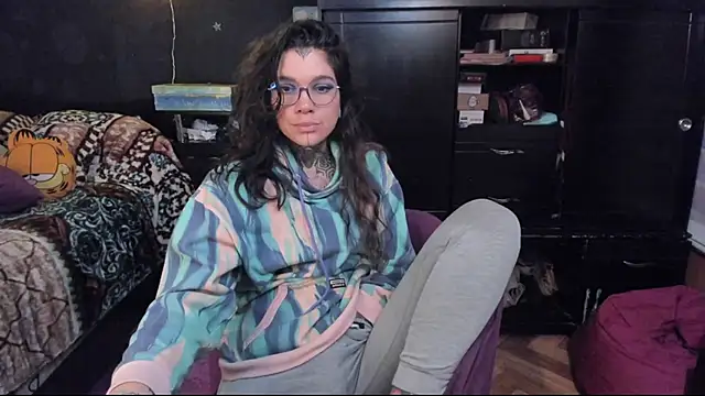 Lilmarieee online show from March 21, 2025, 1:13 am