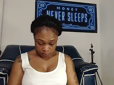 alexiaao9 online show from May 7, 2026, 3:34 am