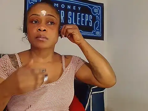 alexiaao9 online show from July 21, 2026, 1:41 am