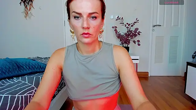 Snapshot of BritneyHall chatting on February 14, 2025, 7:07 am BritneyHall online show from February 14, 2025, 7:07 am
