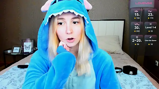 Snapshot of fleximona chatting on October 25, 2025, 10:01 am fleximona online show from October 25, 2025, 10:01 am