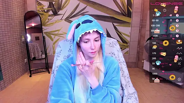 Snapshot of fleximona chatting on March 8, 2026, 9:13 am fleximona online show from March 8, 2026, 9:13 am