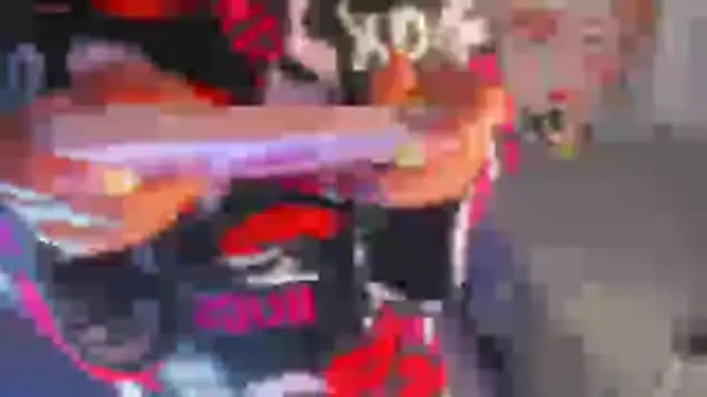 zooe1 online show from November 7, 2025, 2:22 am