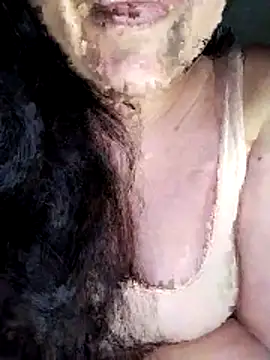 Snapshot of Annerae chatting on February 1, 2026, 3:54 pm Annerae online show from February 1, 2026, 3:54 pm