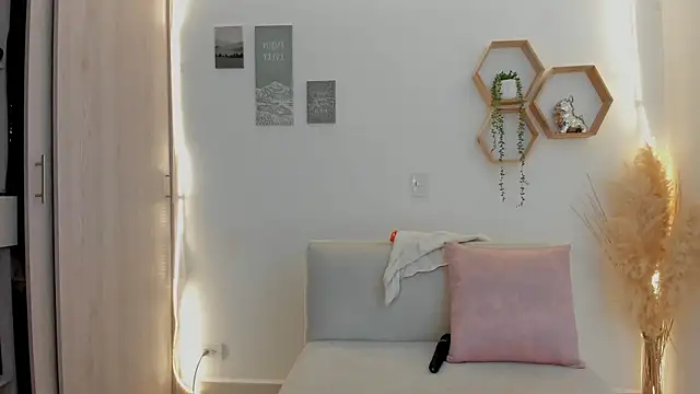 mariam hill online show from August 8, 2026, 11:39 pm