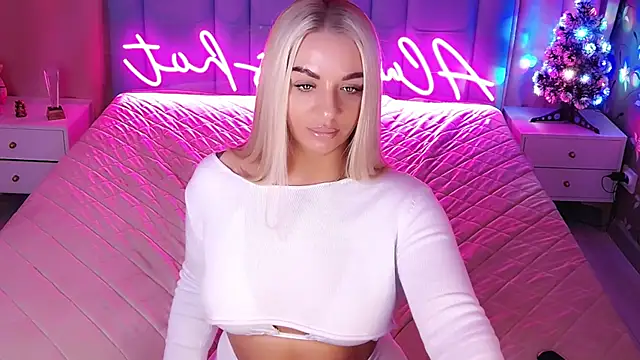 AllwaysHotJ online show from January 8, 2026, 2:14 am