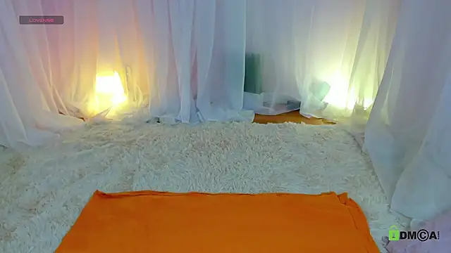 Snapshot of Lesya_Flin chatting on October 5, 2025, 7:17 am Lesya Flin online show from October 5, 2025, 7:17 am