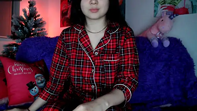 Lili asian online show from December 22, 2024, 8:03 pm