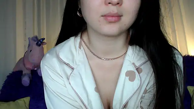 Lili asian online show from February 17, 2025, 8:58 pm