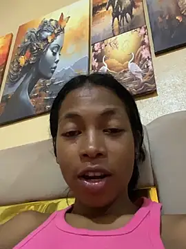 missuua online show from February 21, 2025, 7:43 pm