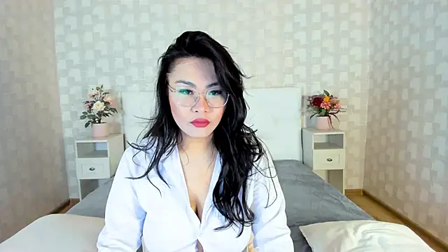 NatsumiHun online show from February 8, 2025, 7:15 am