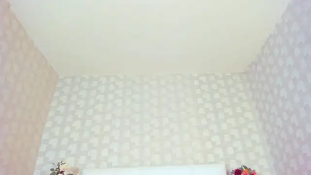 NatsumiHun online show from November 14, 2025, 6:56 am