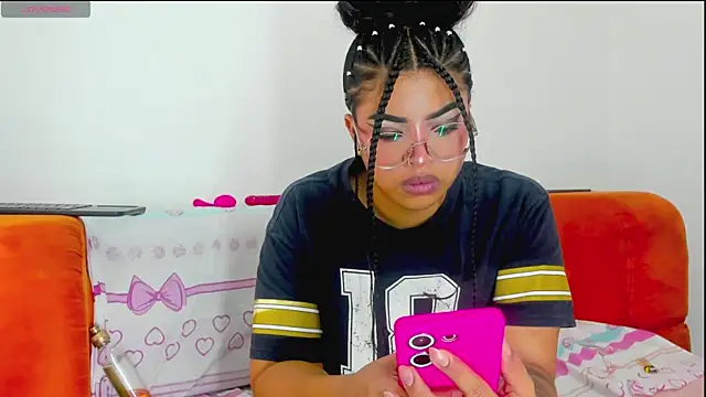 moana taylor online show from June 9, 2026, 1:01 pm