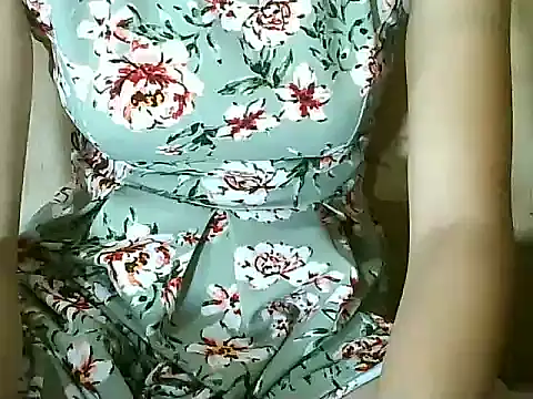 Snapshot of PinaySkinnyGirl chatting on October 7, 2025, 9:39 am PinaySkinnyGirl online show from October 7, 2025, 9:39 am