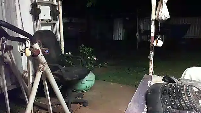 herbie010666 online show from December 20, 2024, 10:38 am