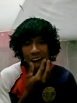 Snapshot of Kungsm@xh chatting on September 28, 2025, 3:17 pm Kungsmxh online show from September 28, 2025, 3:17 pm
