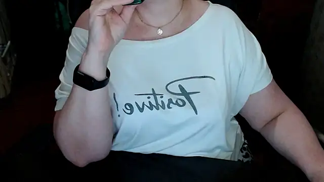 AlisaHot55 online show from May 11, 2026, 4:15 pm