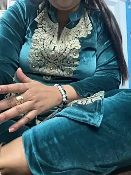 Preet Kaur 69 online show from December 17, 2024, 10:01 am