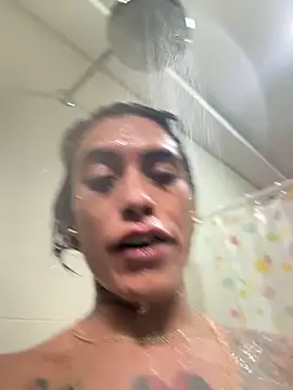 Nella Dolls online show from November 10, 2025, 12:48 pm