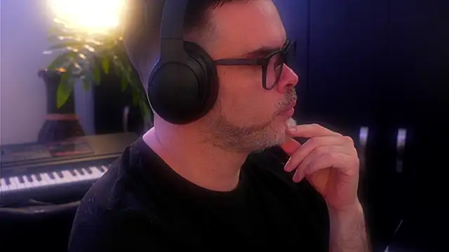 Snapshot of Sanders_White chatting on September 14, 2025, 11:48 pm Sanders White online show from September 14, 2025, 11:48 pm