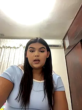 Lia sexx online show from November 26, 2025, 7:04 pm