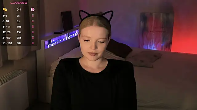 Snapshot of Ssweet_annie chatting on June 18, 2026, 8:02 pm Ssweet annie online show from June 18, 2026, 8:02 pm