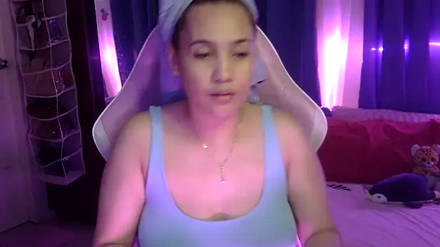 Snapshot of yourbabe_Brielle chatting on September 19, 2025, 4:40 pm yourbabe Brielle online show from September 19, 2025, 4:40 pm