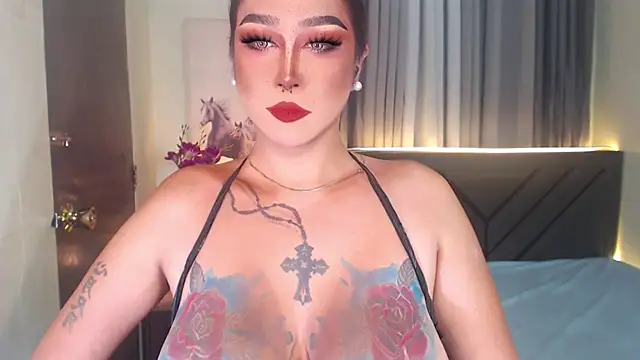 Snapshot of Transdomts4u chatting on October 1, 2025, 4:24 pm Transdomts4u online show from October 1, 2025, 4:24 pm