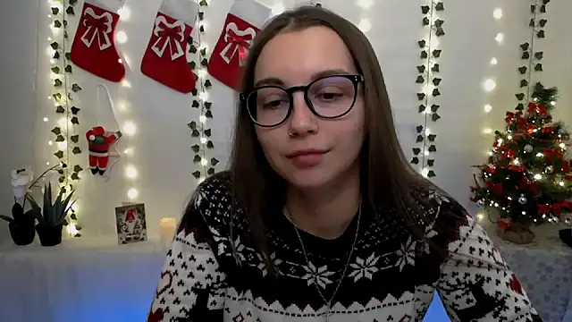 Snapshot of SweetPrincess_ chatting on December 16, 2024, 9:46 am SweetPrincess online show from December 16, 2024, 9:46 am