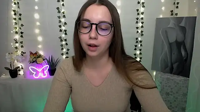 Snapshot of SweetPrincess_ chatting on January 15, 2025, 6:33 am SweetPrincess online show from January 15, 2025, 6:33 am