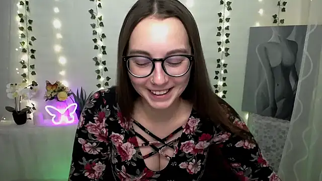 Snapshot of SweetPrincess_ chatting on January 17, 2025, 6:47 am SweetPrincess online show from January 17, 2025, 6:47 am