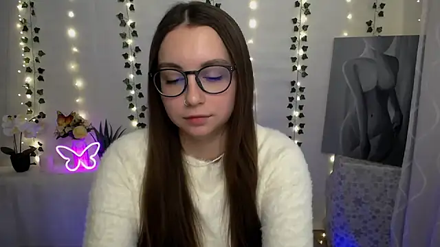 Snapshot of SweetPrincess_ chatting on February 6, 2025, 10:37 am SweetPrincess online show from February 6, 2025, 10:37 am