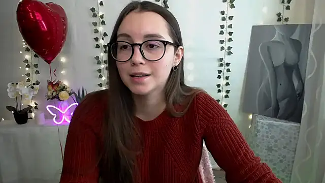 Snapshot of SweetPrincess_ chatting on February 18, 2025, 10:38 am SweetPrincess online show from February 18, 2025, 10:38 am