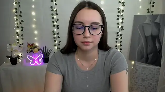 Snapshot of SweetPrincess_ chatting on February 25, 2025, 9:42 am SweetPrincess online show from February 25, 2025, 9:42 am