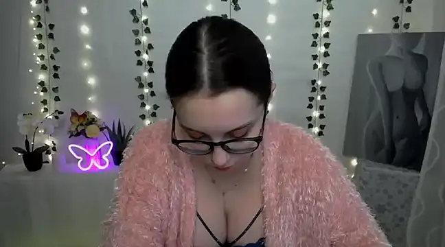Snapshot of SweetPrincess_ chatting on February 27, 2025, 1:28 pm SweetPrincess online show from February 27, 2025, 1:28 pm