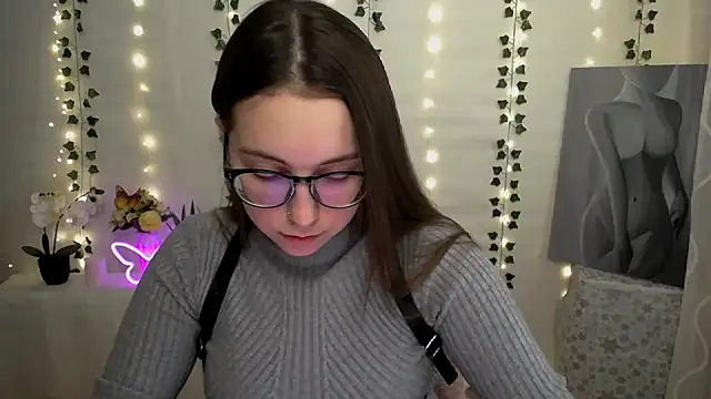 Snapshot of SweetPrincess_ chatting on March 3, 2025, 10:06 am SweetPrincess online show from March 3, 2025, 10:06 am