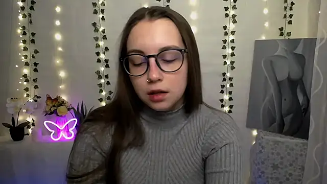 Snapshot of SweetPrincess_ chatting on March 4, 2025, 6:37 am SweetPrincess online show from March 4, 2025, 6:37 am